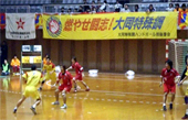 1対1を抜きにかかる地引選手