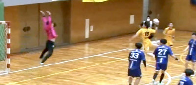 カットインシュートをねじ込む原田 カットインシュートをねじ込む原田
