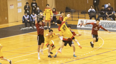 強靭なフィジカルを活かし、この試合10得点の活躍を見せた可児選手