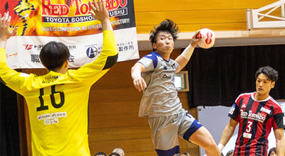 苦しい場目でもゴールを量産した河原選手