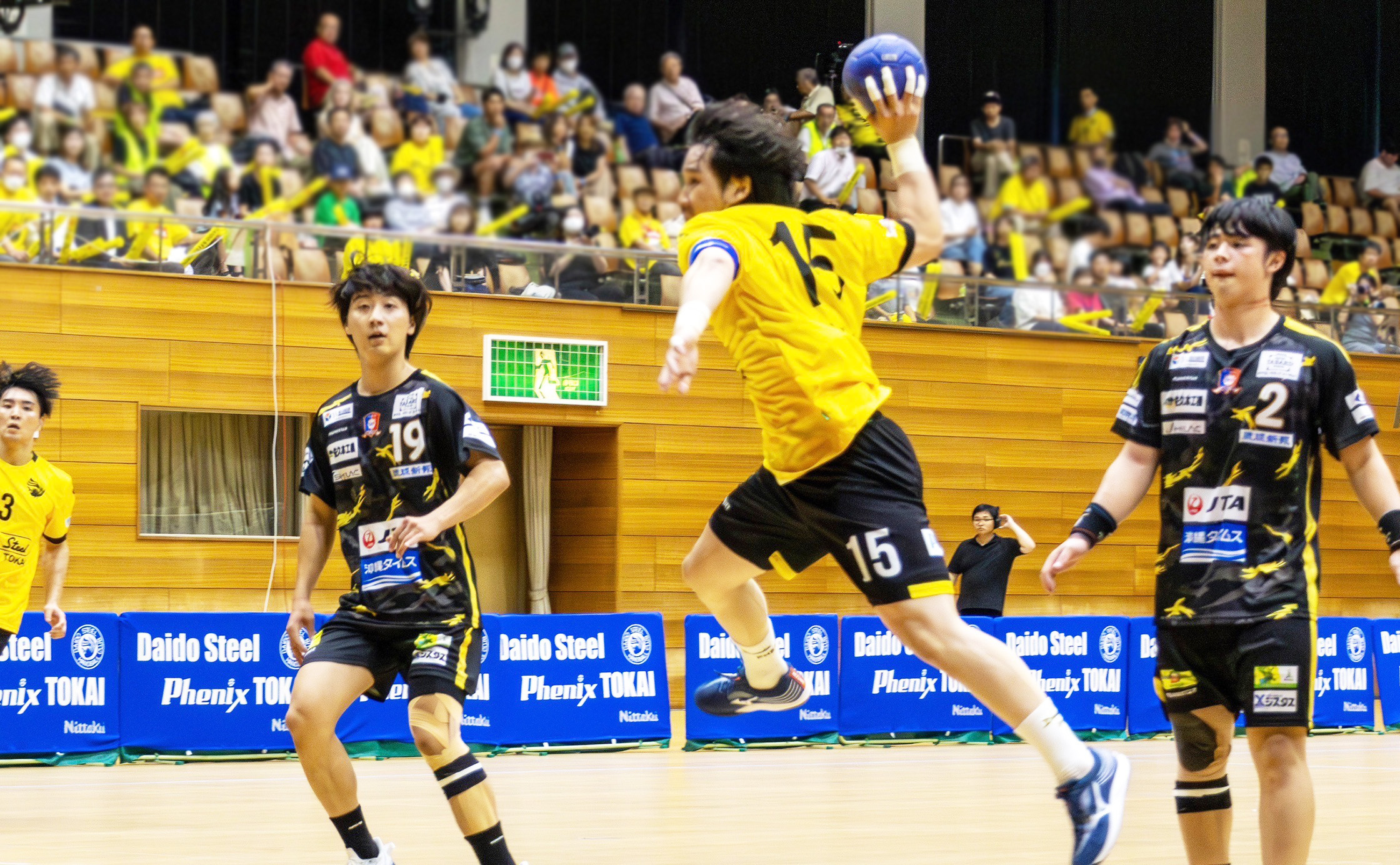キャプテン原田選手のシュート