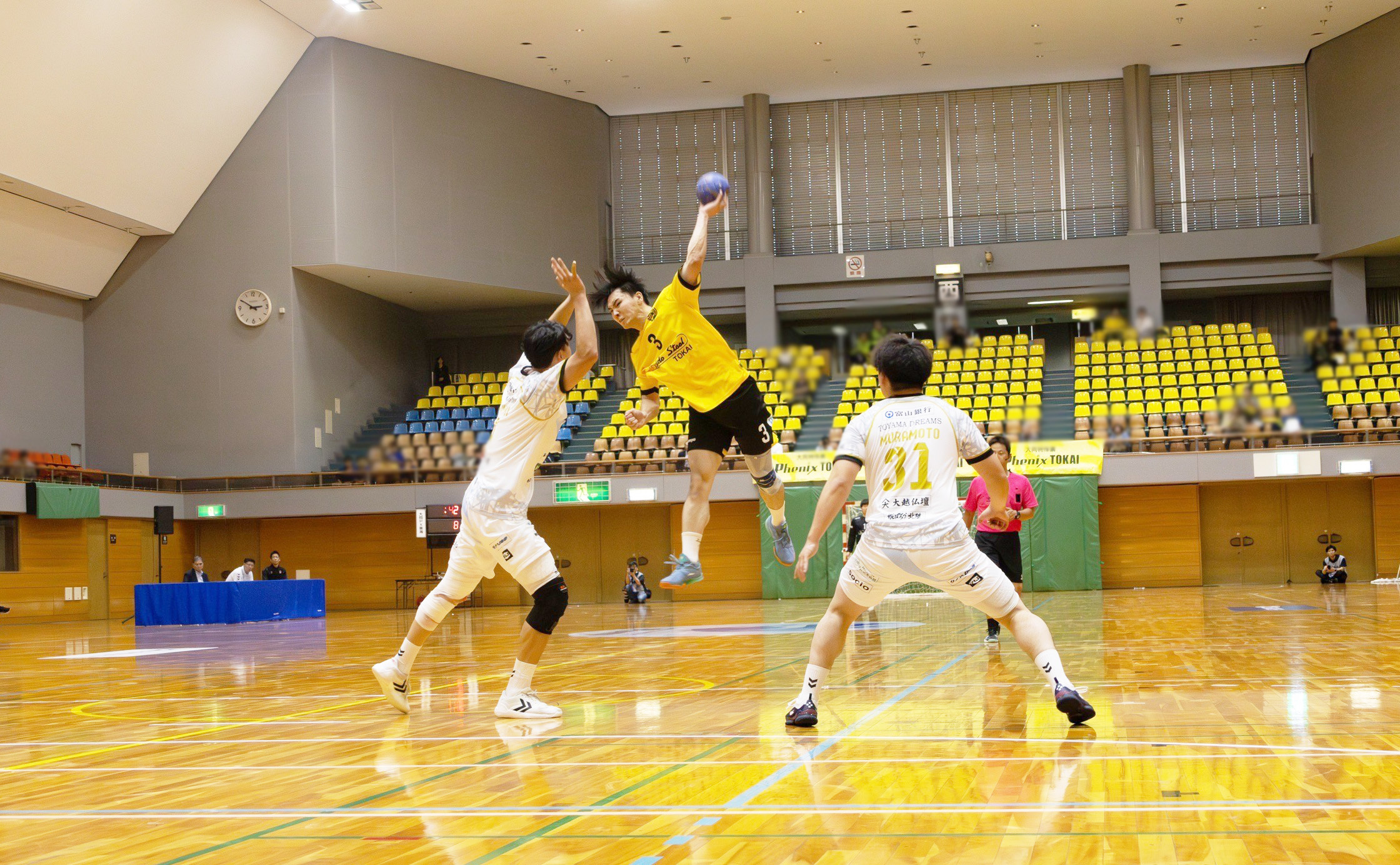 前半で5得点を決めた中村選手 前半で5得点を決めた中村選手