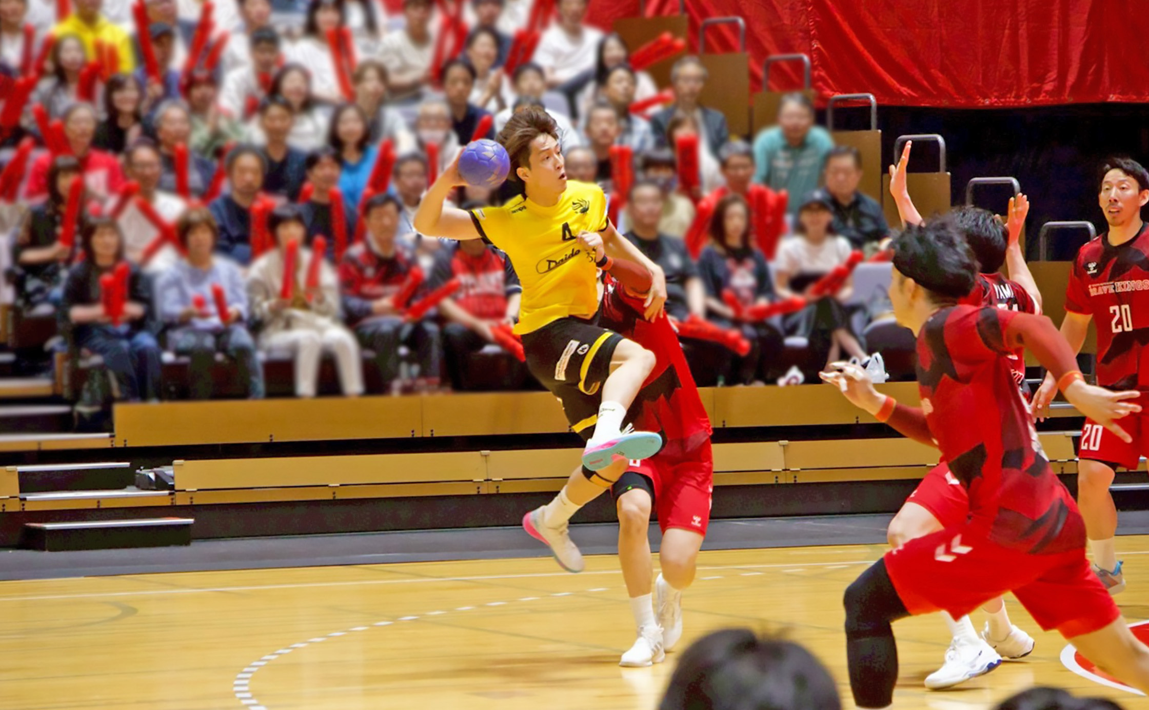 10得点の活躍を見せた藤坂選手 10得点の活躍を見せた藤坂選手
