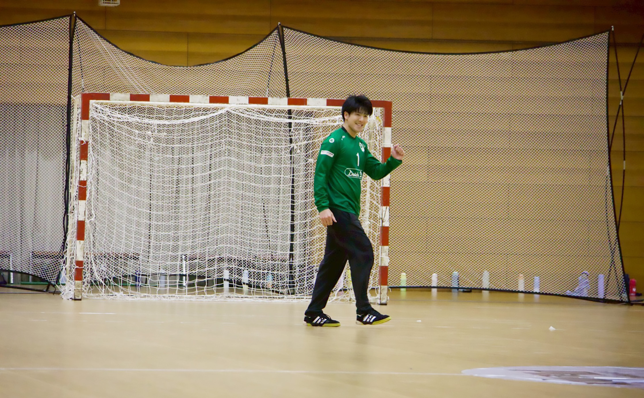 守り抜く執念。友兼選手のセーブが勝利を呼ぶ！