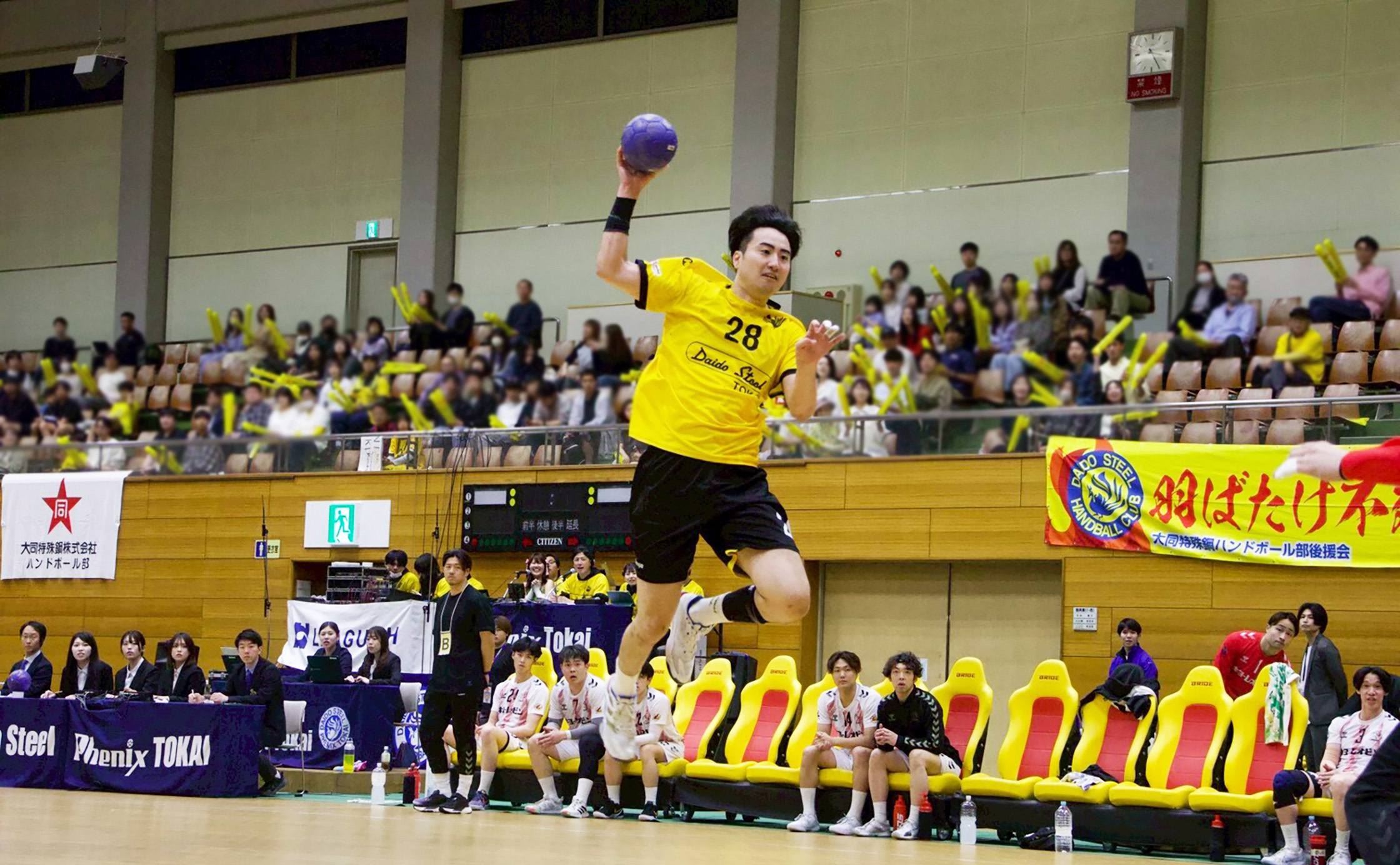 中田選手、安定感あるジャンプシュートで攻撃を支える。