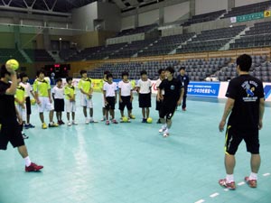 フェイント指導! フェイント指導!