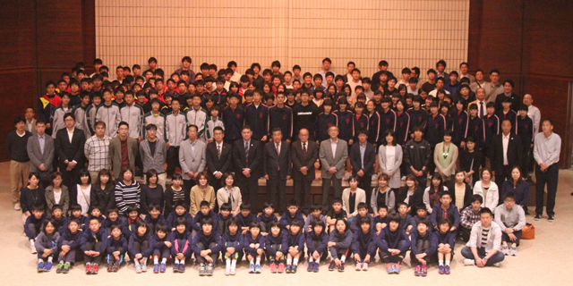 フェニックスファミリー240名が大集合! フェニックスファミリー240名が大集合!