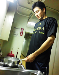 早く食べたいな~♪ 早く食べたいな~♪