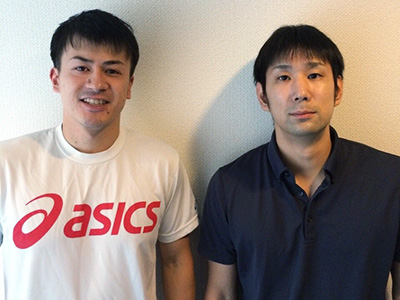 日頃ストレッチをしてもらってる大城トレーナーと! 日頃ストレッチをしてもらってる大城トレーナーと!