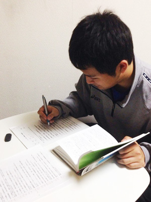 毎日勉強に励んでいます! 毎日勉強に励んでいます!