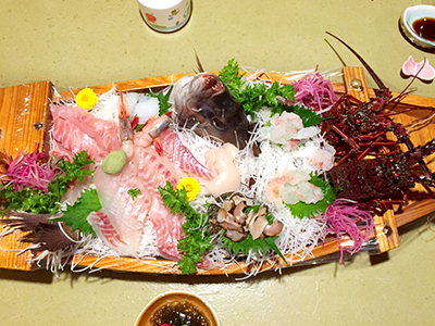 豪華なお刺身おいしかったです! 豪華なお刺身おいしかったです!