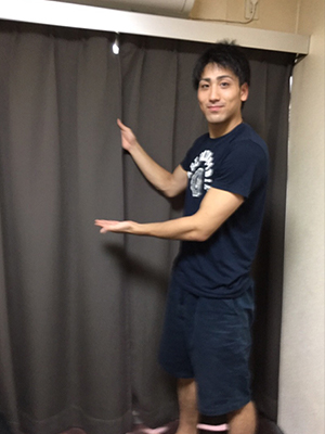 遮光カーテンを使用しています 遮光カーテンを使用しています