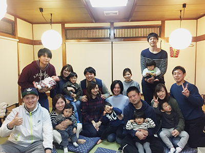 チームメイトの家族と食事会 チームメイトの家族と食事会