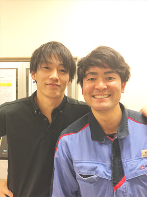 小学生からの付き合いです! 小学生からの付き合いです!