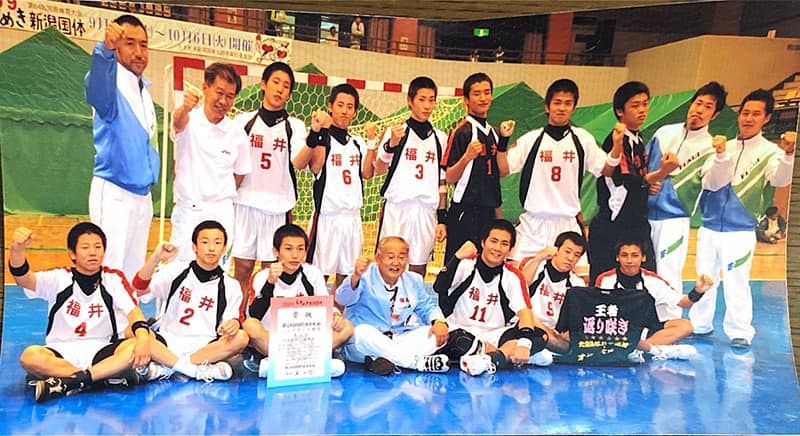 結局坊主の3年間(前列左から3番目) 結局坊主の3年間(前列左から3番目)