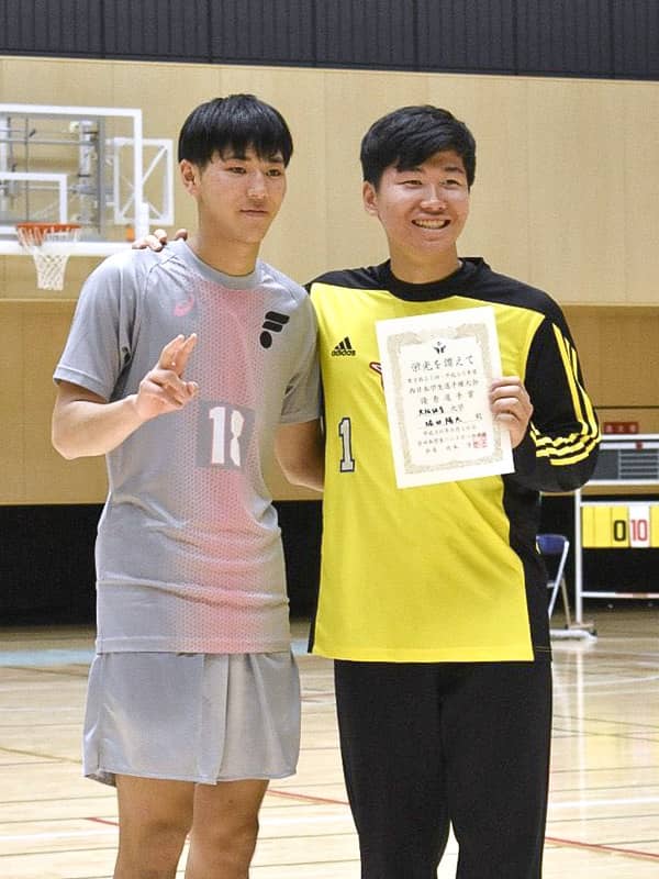 同期の堀田選手との大学時代の一枚 同期の堀田選手との大学時代の一枚