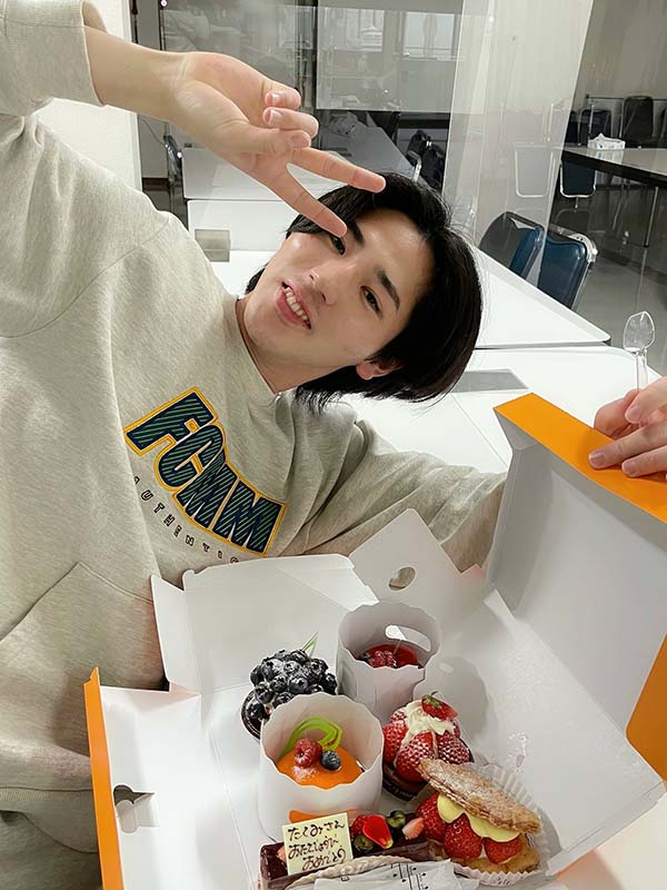 先月で23歳になりました! 先月で23歳になりました!
